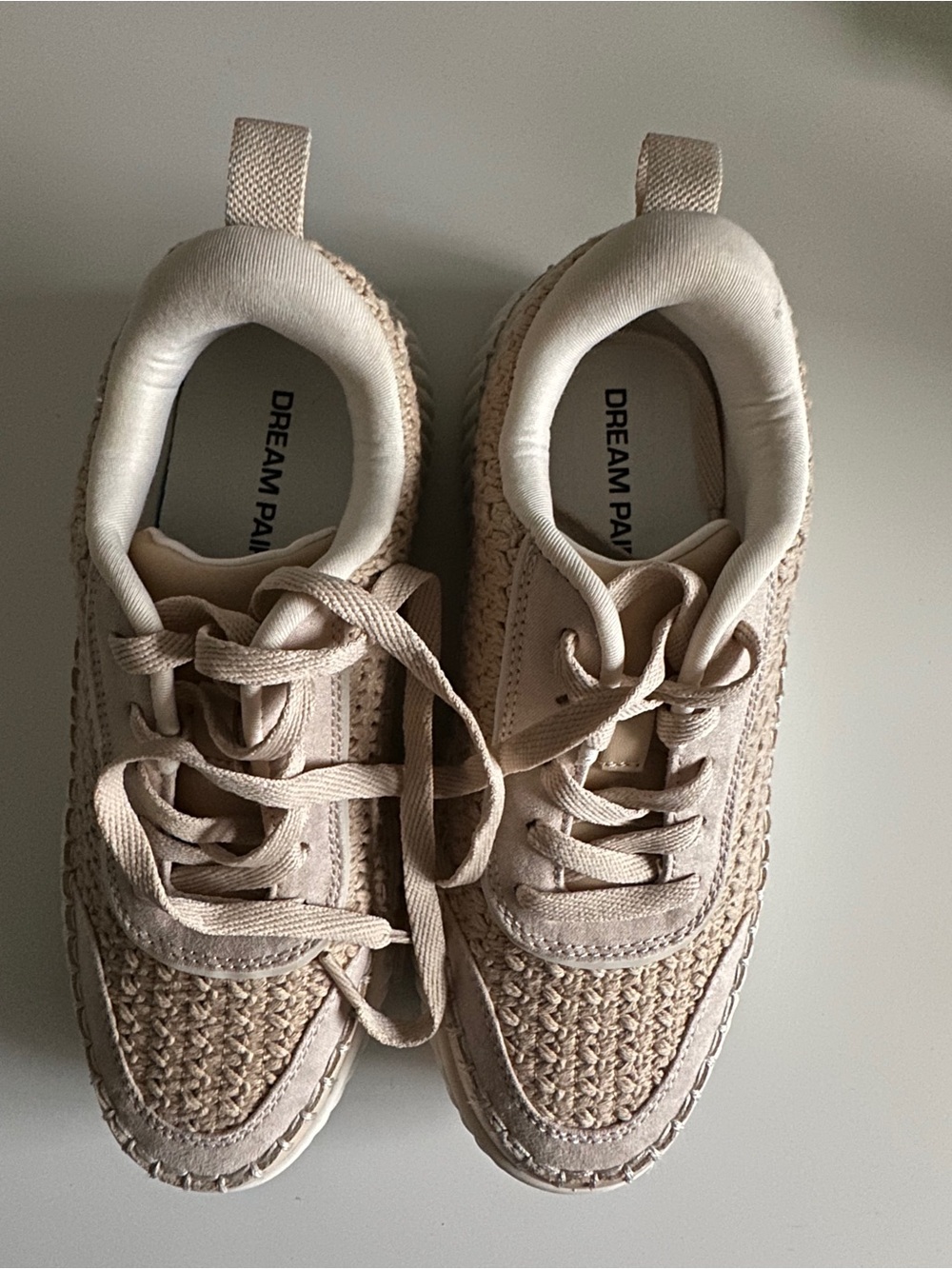 Dream Pairs Women’s Beige Crochet Platform Sneakers Lace-Up Size 6 Like New - Picture 10 of 15